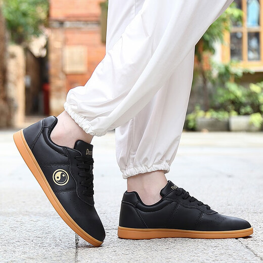 Harroman Tai Chi shoes new soft leather lightweight breathable non-slip beef tendon soles men and women morning exercises and performing martial arts Tai Chi sports shoes 9789 black 36