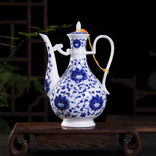 Hongying ceramic blue and white porcelain Chinese style white wine cup set old-fashioned household Jingdezhen ceramic wine set Chinese antique wine jug yellow spirit cup wine divider small wine cup with tray gift box Fuguilian