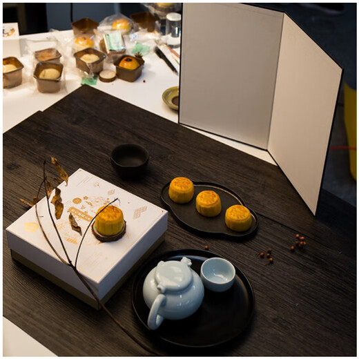 Beiyang (beiyang) A4 small photography background cardboard foldable fill light board still life product photography reflective board hard board thickened black and white silver matte light-absorbing edge gourmet beauty photography