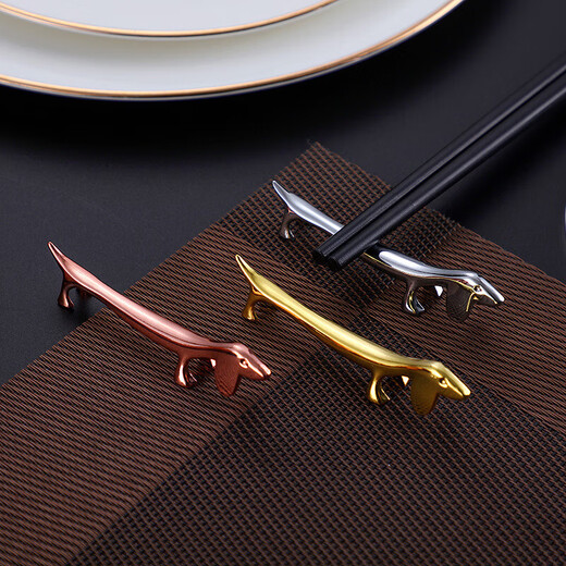 Chopstick holder, chopstick holder, chopstick holder, Japanese-style chopstick holder, creative chopstick holder, zinc alloy tableware, chopstick base ornament, stainless steel fork and spoon holder, dual-purpose chopstick pillow, Dachshund, silver