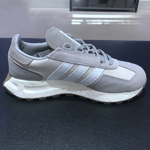 Adidas Clover Running Chaussures Chaussures pour hommes Chaussures pour femmes Summer Nouveau coussin bas Sneakageing Lightweight Breathable Casual Chaussures Gy9922 36,5