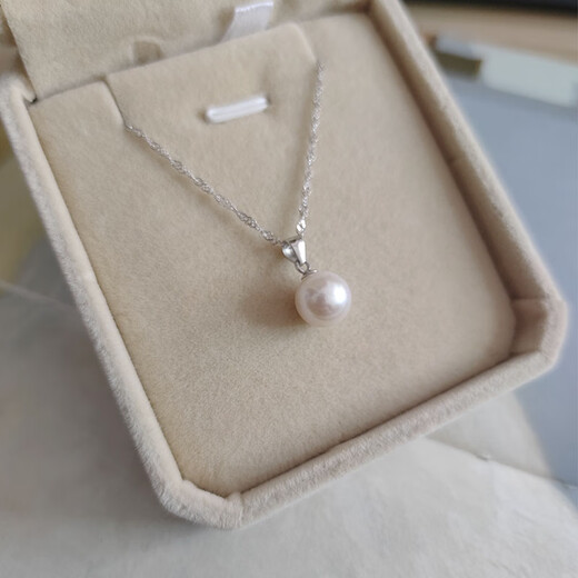 Yingtang Old Phoenix Freshwater Pearl Pendant Single White Round Bead Pendant Necklace 999 Silver Chain Gold Pendant + 45cm Chain Lao Fengxiang Same Style 8-9mm Pearl Lao Fengxiang Same Style