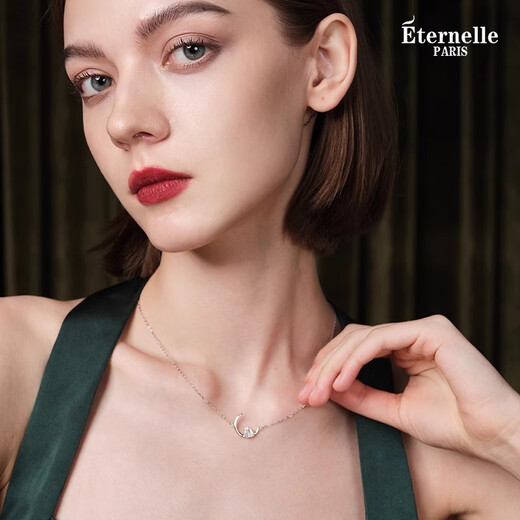 Eternelle French eternal summer necklace high-end design niche light luxury clavicle chain female birthday gift