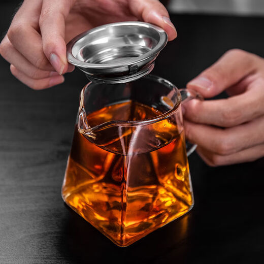 Yujiadao (YUJIADAO) extra thick heat-resistant glass fair cup tea drain set large divided tea thickened high temperature resistant tea sea Kungfu tea set accessories 400ML straight fair cup (with tea drain)
