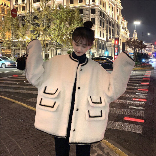 Yuanle Shen Herbst und Winter Neues kleines Duftstil-Design Nachahmungslamm Lammfell lose mittelgroße Internet-Promi-Langarmjacke für Frauen modisch 695# Taschenlammfell weiß hochwertiger Version L 106-120jin [Jin gleich 0,5 kg] [authentische Qualität]
