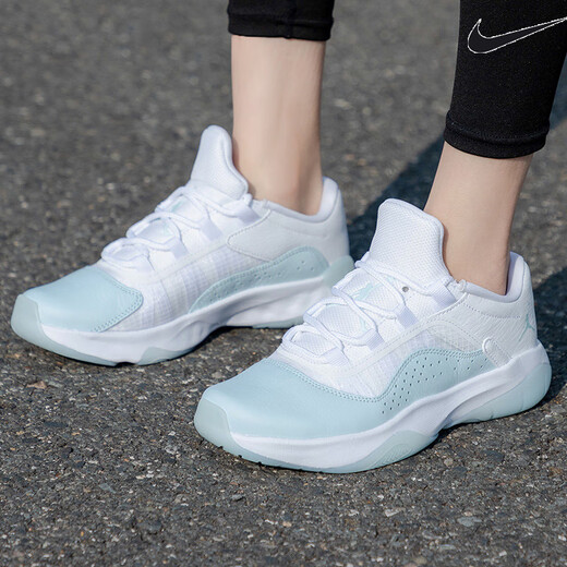 耐克（NIKE）篮球鞋女鞋夏季新款AIR JORDAN 11低帮实战缓震运动鞋轻便休闲 DV2629-100 35.5