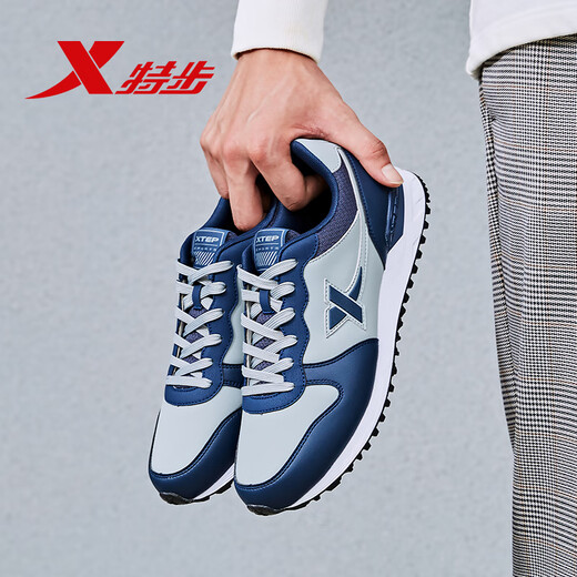 
XTEP men's shoes 2023 winter leather casual sneakers wear-resistant non-slip plus velvet warm cotton shoes travel shoes jogging shoes men 722 gray dark orchid 40