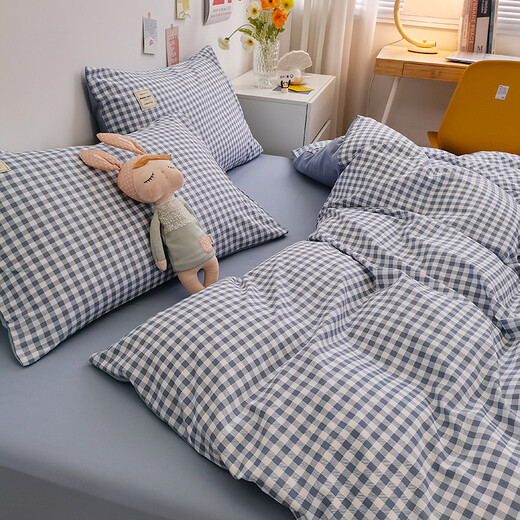 Playboy (PLAYBOY) four-piece bed skin-friendly summer ins Nordic style bed sheet quilt cover soft and comfortable single student dormitory bedding blue small grid 1.8m bed sheet style four-piece set (200*230cm quilt cover)