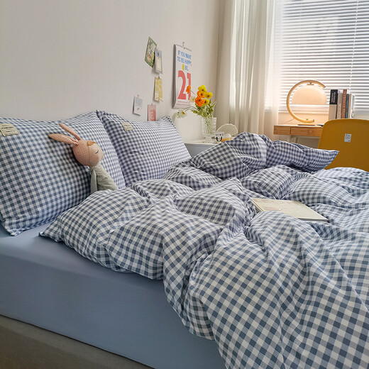 Playboy (PLAYBOY) four-piece bed skin-friendly summer ins Nordic style bed sheet quilt cover soft and comfortable single student dormitory bedding blue small grid 1.8m bed sheet style four-piece set (200*230cm quilt cover)