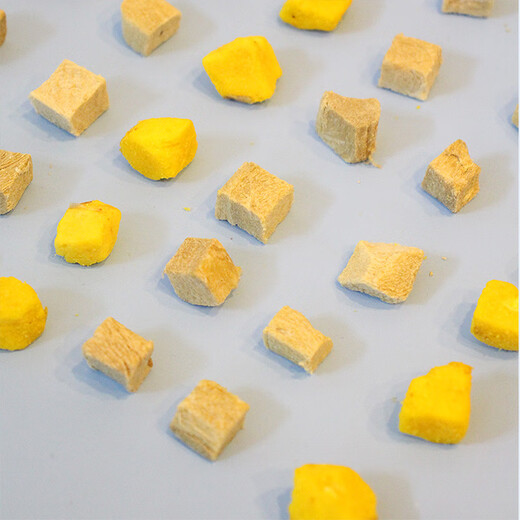 New Chuchen pet freeze-dried bucket cat and dog snack jar nutritional supplement for fattening and gills pet freeze-dried meat freeze-dried chicken granules 95g