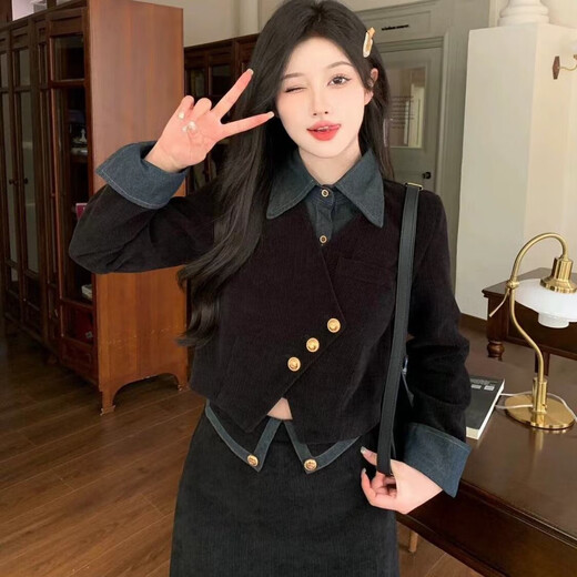 Dan ropa de invierno de niña gorda de mujeres bastante grande con un conjunto completo de tops de estilo Hepburn de temperamento otoño de las mujeres con un estilo de fragancia pequeña. Conjunto corto de dos piezas 1585 L Recomendado 100-120