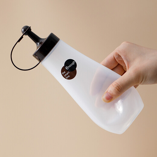 Japan imported squeeze bottle kitchen seasoning bottle salad dressing jam bottle sauce bottle plastic pouring honey squeeze bottle white large 360ml