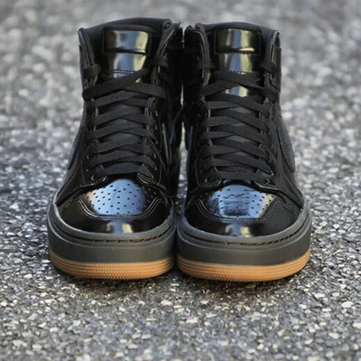 Nike (Nike) AJ1 Basketballschuhe Frauenschuhe Sommer neuer Air Jordan 1 High-Top-Polster-Turnschuhe Leichte Freizeitschuhe FB9894-001 AJ1 Black 36.5
