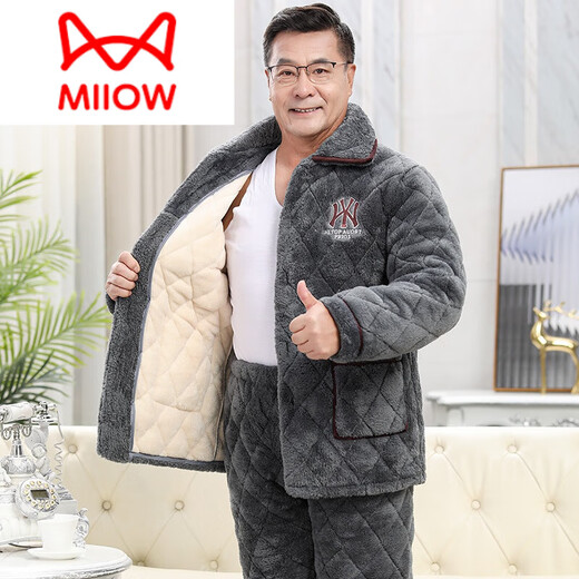
Cat Man (MiiOW) men's pajamas in autumn and winter, three-layer thickened coral velvet cotton-padded warmth home clothing set for middle-aged and elderly daddy. C9922# black gray men [plough] XL 3 layers x (125-145Jin [Jin equals 0.5 kg]) three-layer thickened