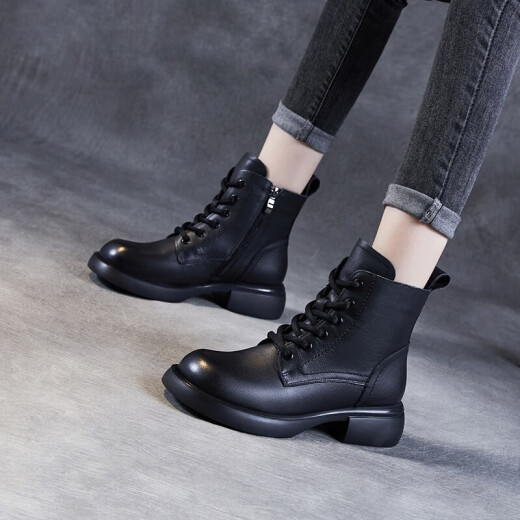 KI-Top-Layer-Cowide Kurzstiefel für Frauen 2024 Winter neuer Stiefel mit Martinstiefeln und Velvet-Baumwollschuhen echte Leder-Leder-Lederschuhe schwarz [hinzugefügte Velvet] Wzzm23339 38