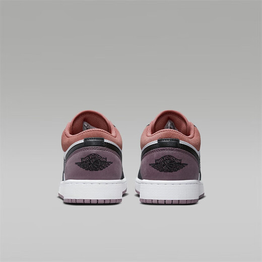 耐克（NIKE）Air Jordan 1 Low SE (GS) AJ1 复古低帮减震耐磨运动休闲鞋 FB9908-102 38.5
