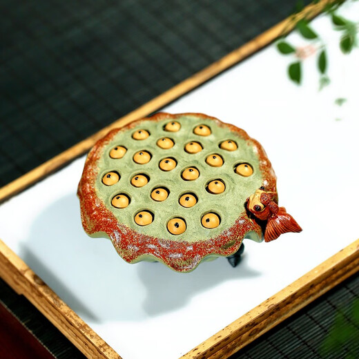 Finger Pottery Yixing Purple Clay Water Spray Tea Pet Purely Handmade Fine Ornaments Water Spray Goldfish Tea Play Yawan Raising Pot Lid Holder Can Raise Color-Changing Creativity Lotus Water Spray Goldfish Green Clay