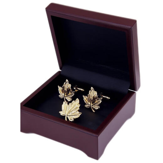 Chuangjingyi elige Broch Men and Men's Gold Gold Silver Men's Broche Traje Broche Silver Maple Maple Leaf Brooch Gemylink Set