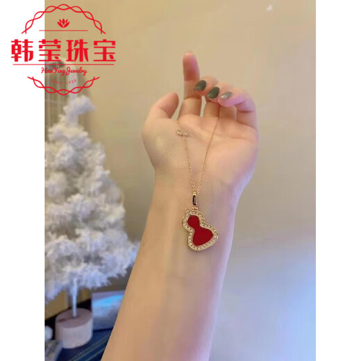 Fat Donglai's same style 18k gourd pendant 2024 new style necklace for women, simple and light luxury, internet celebrity's same style clavicle chain, carnelian