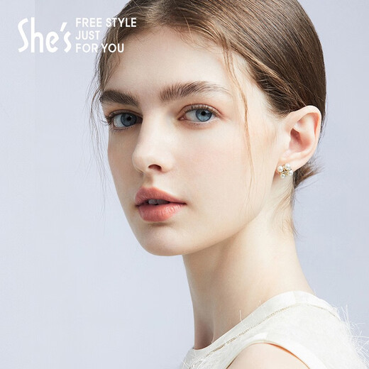 She s Akiko mini round four-leaf clover-shaped craft pearl earrings fashionable earrings birthday gift for girlfriend four-leaf clover type SPE8709074H1