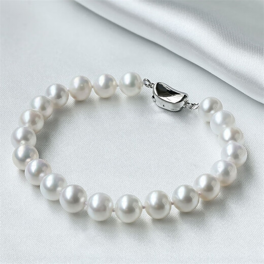 Queen of Pearls Fashionable and Elegant 7-8mm Near Round Freshwater Pearl Bracelet Pearl Bracelet Birthday Gift for Women