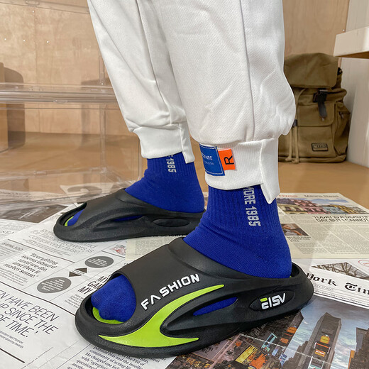 Yunluozhe Children's Slippers Boys' Summer Hollow Sports Outdoor Anti-Slip Thick Soled Baby Slip-On Beach Sandals Hollow/Black Green Single Layer 34-35 (Suitable for Feet Length 22cm)