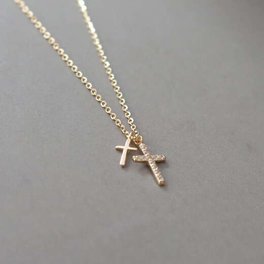 Xuecong Korean pure 14K necklace simple mini inlaid zircon cross pendant slim mini K gold clavicle chain necklace 14K gold