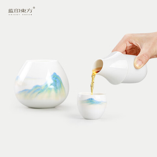 Blue printed Oriental Jingdezhen ceramic wine warmer set for home Chinese style wine warmer white wine cup wine divider ice wine jug Chunlu-Qianlijiangshan wine set