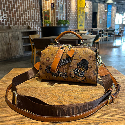 I.t dankles hong kong léger marque de luxe de vache vache sac pour femmes boston sac brodé
