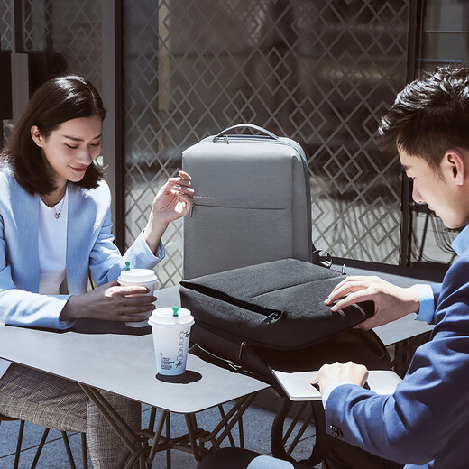 Xiaomi (MI) Mochila urbana minimalista Negocio casual de 15.6 pulgadas Bolso de computadora Mochila escolar de hombres y mujeres gris claro