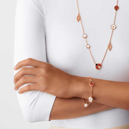 Ji Ge original tribute series 18 rose k gold five-flower bracelet ladybug bracelet 520 birthday gift