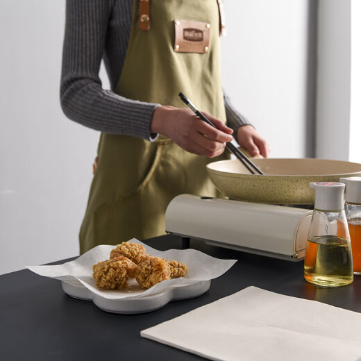 
Fresh life disposable square oil-absorbing paper oven baking paper kitchen soup soup food bottom paper barbecue SH-1047 oil-absorbing paper for food 20*20cm*20