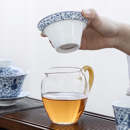 Gold inlaid jade Kung Fu tea set Dehua mutton fat jade white porcelain blue and white porcelain covered bowl teacup home office early summer