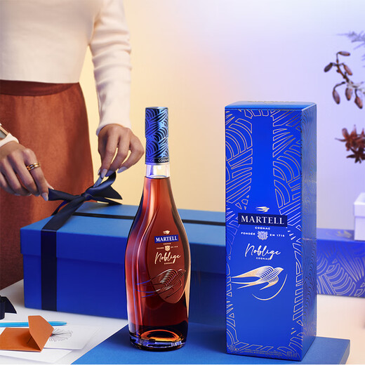 Martell VSOP Cognac Wine Imported in France Good Gifts 500mL 1 Bottle + Celebrity 50ml
