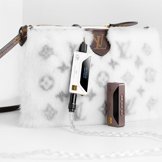 SHANLING UA4 decoder amp portable small tail all-in-one mobile phone computer amplifier balanced 4.4 titanium color + orange leather case