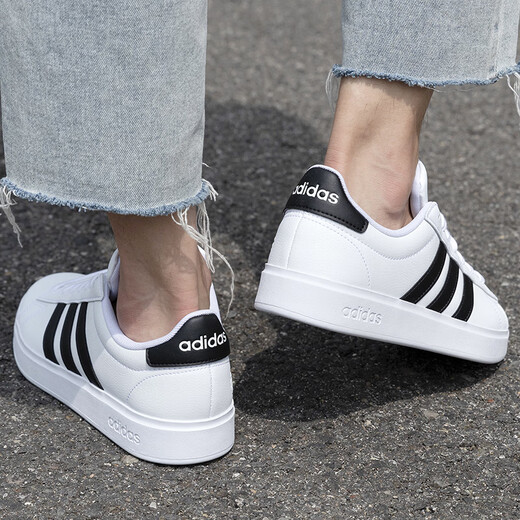 Adidas NEO men's shoes 2025 summer new three-stripe white shoes light casual shoes low top sports shoes student board GW9195 white/black 41 (255mm)