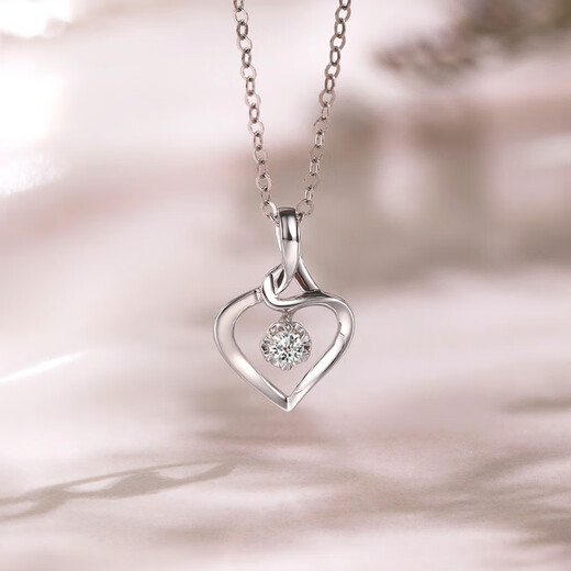 Saturday Fortune 18K gold diamond pendant for women heart-shaped KGDB041265 without chain, about 5 minutes, birthday gift, New Year gift