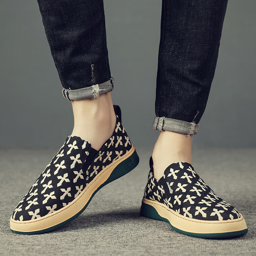 维丝图西 VISTURSI品牌帆布鞋男鞋透气鞋百搭懒人鞋男老北京布鞋潮鞋男一脚蹬休闲鞋 黑色 39