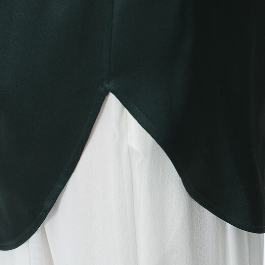 VOA100% mulberry silk double-sided satin 40mm heavy green round neck long sleeve one-button silk T-shirt BE687 Green Shade Ranran (G06) M