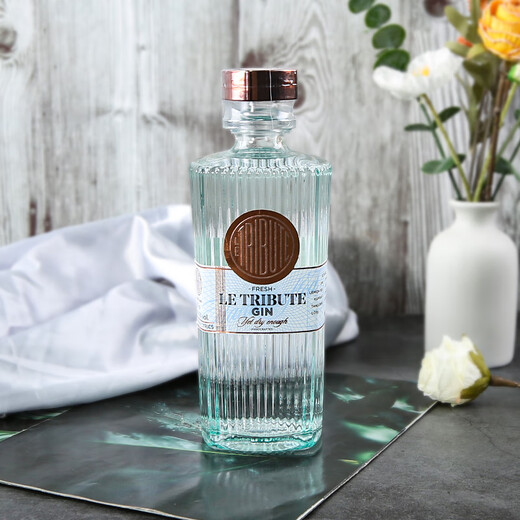Le homenaje [botella original importada] español pequeño lote destilado gin gin martini base región de vino ginebra doble 700ml 2 botellas