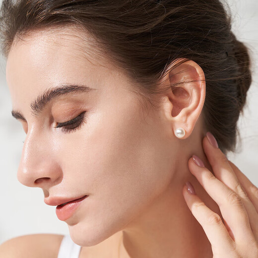 Tahitian 18K gold freshwater pearl earrings, 8-9mm bright white pearl earrings, versatile for commuting, gift to wife