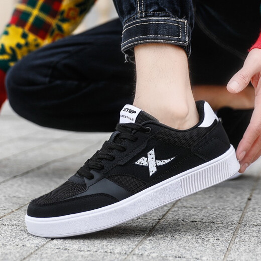 
Xtep men's shoes, sneakers, summer trendy breathable lightweight skateboard shoes, Korean style trendy street shooting casual shoes, men strongly recommended-[Leather Net] Black and White 7027 44