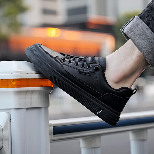 Warrior shoes men's shoes simple and versatile low top casual shoes outdoor breathable sports white shoes 901730 black 40