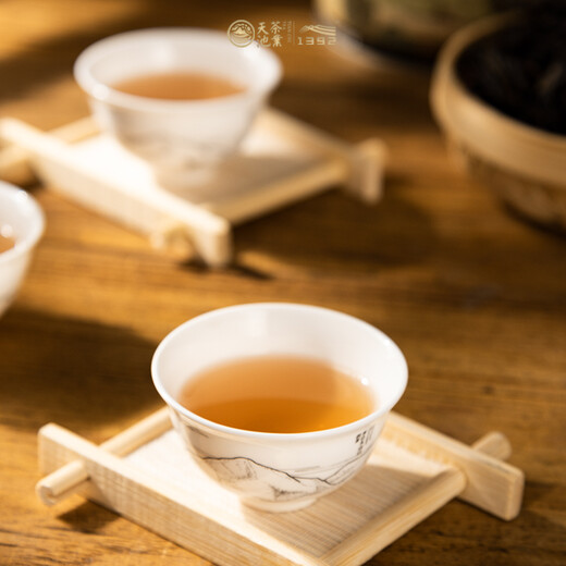 天池茶业1392 凤凰单枞有机 城门 乌岽山潮州单丛茶 珍藏100g 有机城门 100g*1罐