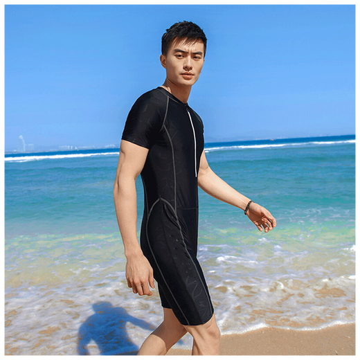 MORTEN SOLUM2025 new wetsuit one-piece men's black slim-fitting short-sleeved five-point beach sports swimsuit H95 L (height 155-170/weight 90-110 can be worn