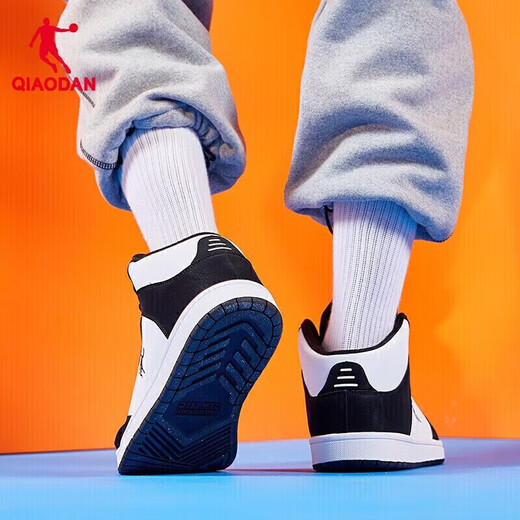 Jordan men's sports shoes autumn and winter Air Force One high-top sneakers casual shoes