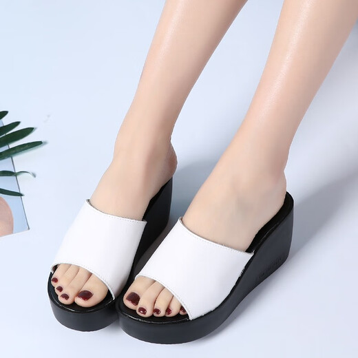 Belle Shangxi porte des pantoufles pour les femmes en été Nouveaux talons en cuir souple sandales à talons hauts légers et chaussures de plage à la mode sandales en cuir féminin noir 36