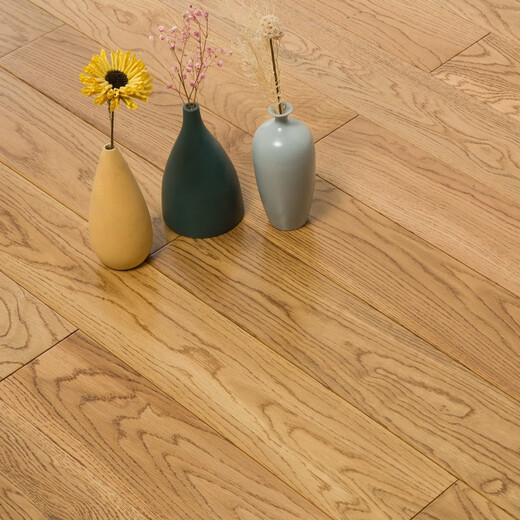 Verrouillage de serrure en chêne de grade de qualité A. Plancher en bois massif Installation de quille antique Installation de ventes directes Ventes de chauffage de plancher YT8 Bloriage 70 1585 Floo Chauffage Lock Butoyant Section de chêne Herringbone 1