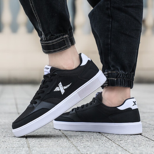 
Xtep men's shoes, sneakers, summer trendy breathable lightweight skateboard shoes, Korean style trendy street shooting casual shoes, men strongly recommended-[Leather Net] Black and White 7027 44