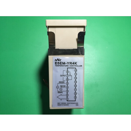 NNC Yao Aote instrument E5EN digital display thermostat E5EM pointer temperature control instrument NNC brand/E5EN K 399 degrees
